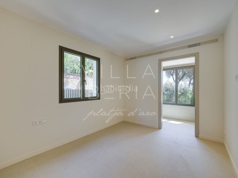 Foto c7447dcc-7671-42ac-9075-03b72aaee25f. Casa en calle gaziel 6 elegante villa clásica reformada con vistas al mar y ubicación privilegiada en Platja d´Aro