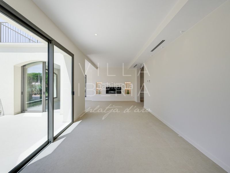 Foto d90c01e0-289a-4923-b1bf-ba73986d6fb4. Casa en calle gaziel 6 elegante villa clásica reformada con vistas al mar y ubicación privilegiada en Platja d´Aro