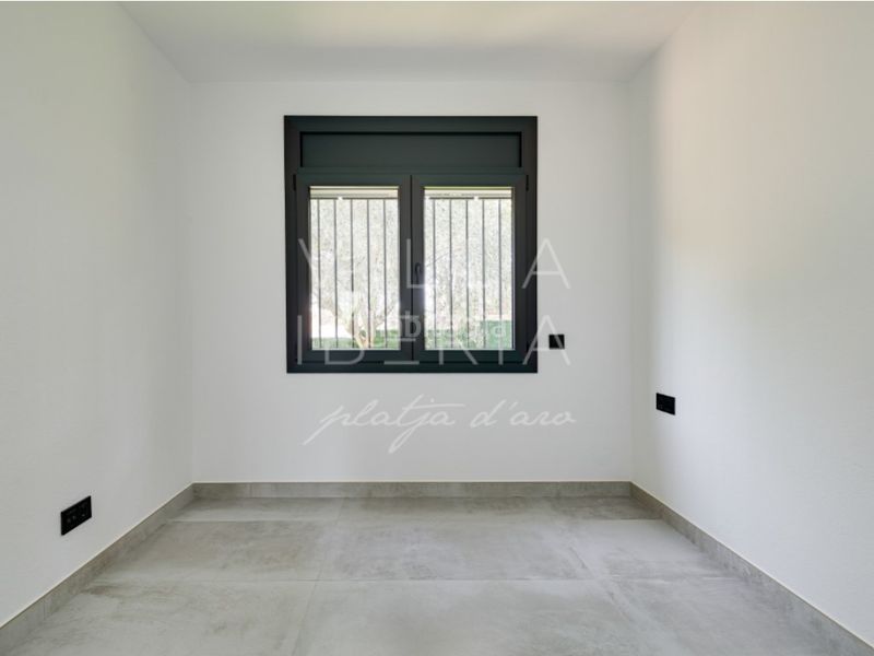 Foto 198d2c7d-fb81-4692-b6dc-0c9ef8a6665a. Casa amb aparcament piscina a Los Pinos-Politur Platja d´Aro
