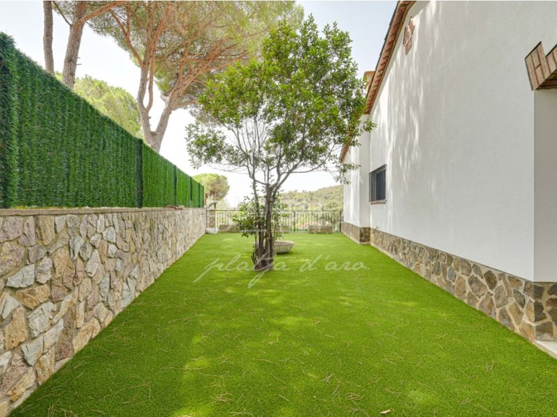 Foto 76ac4d86-11cb-4362-af52-1621b40f2bf6. Casa amb aparcament piscina a Los Pinos-Politur Platja d´Aro
