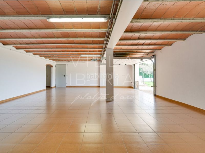 Foto a63f0d1f-a06e-48ef-8365-1bbdd8d31f2e. Casa amb aparcament piscina a Los Pinos-Politur Platja d´Aro
