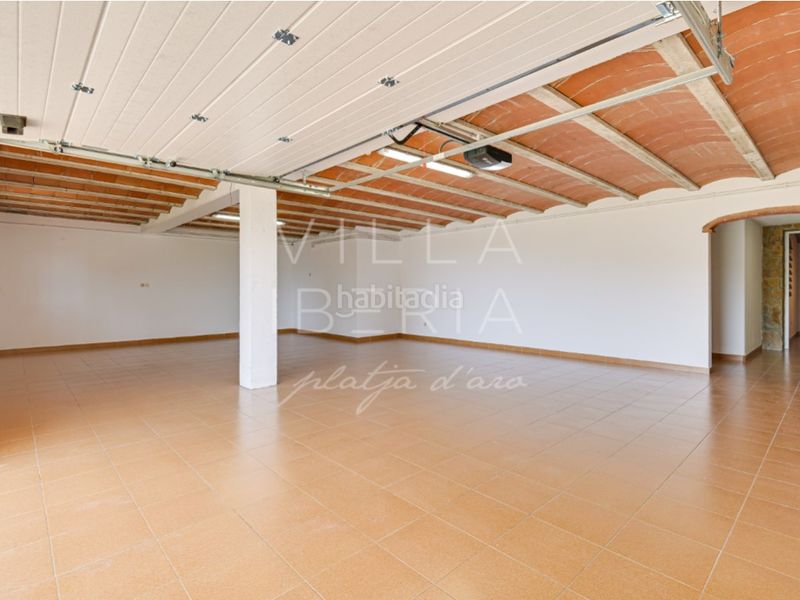 Foto b9d7b595-59c5-4b3a-9a09-6342a5f3f773. Casa amb aparcament piscina a Los Pinos-Politur Platja d´Aro