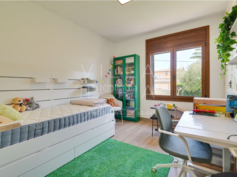 Foto 419edd01-1e26-4d35-ba60-298127d2f945. Casa a calle palmeres 23 a Urbanitzacions Platja d´Aro