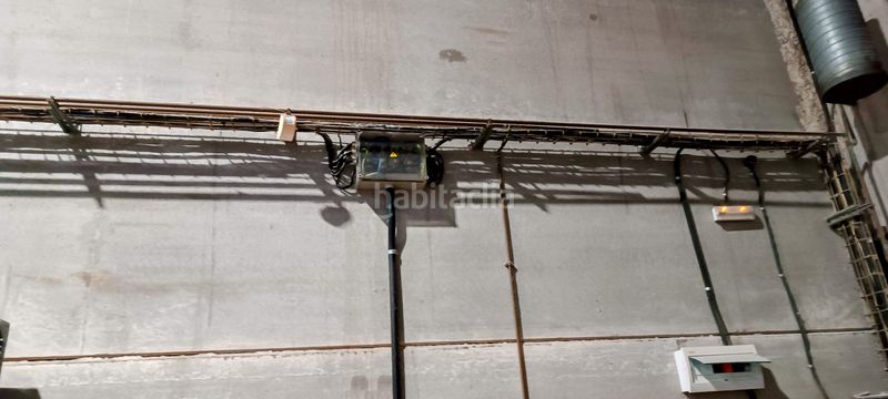 Foto d60a57ac-67ab-4f59-91c4-0cd6a1257dbd. Fabrikhalle in Mairena del Alcor