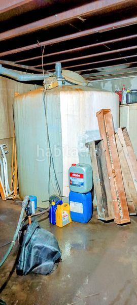 Foto f69d5cfb-2a1a-497f-9ea7-f6bcebb4a525. Fabrikhalle in Mairena del Alcor