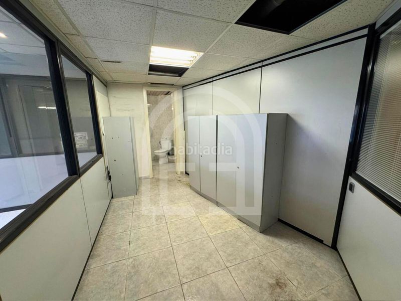 Foto bda32c0d-75cb-405a-80c9-fc23bcd54fb9. Rent business premise in Can Borrell Mollet del Vallès