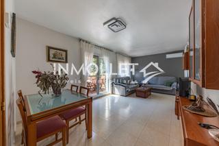 Doppelhaus  Carrer de pau casals. **casa pareada en montornès única planta**