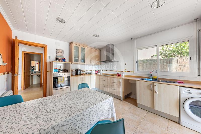 Foto 62fe7429-9a7a-4216-bac3-4ff7f5de8f9e. Haus mit parking pool in Lliçà d´Amunt