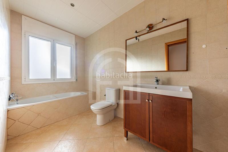 Foto da9653d7-6b72-4ddf-874f-ca3da51abceb. Haus mit parking pool in Lliçà d´Amunt