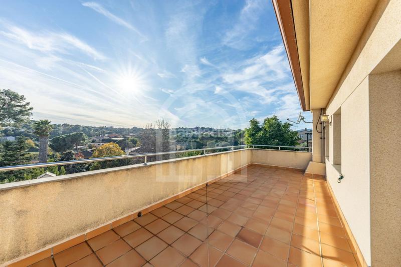 Foto fc9051c5-9c56-4de9-923b-51a870db7f4e. Haus mit parking pool in Lliçà d´Amunt