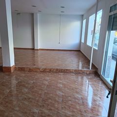 Local Comercial a Avenida Pintor Antonio Fernández Sevilla 14