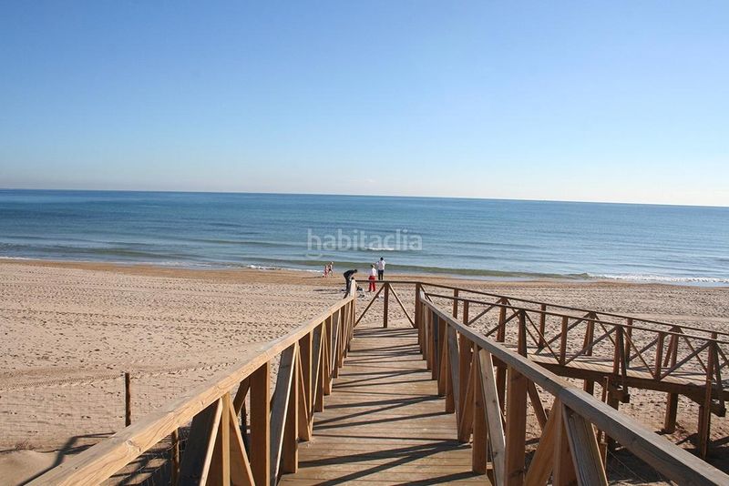 Foto 0cdf7fd3-f12d-49b9-8cbc-14e3e5be812f. Casa adossada a calle moncayo 27 a Los Balcones-Los Altos Torrevieja