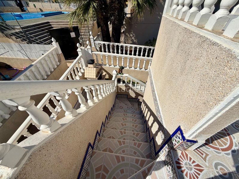 Foto 115a57fa-f1a4-4f5a-9d69-c0902ebddb0a. Casa adossada a calle moncayo 27 a Los Balcones-Los Altos Torrevieja