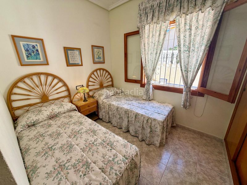 Foto c7ef7250-838b-4ac3-9efb-8fb72b0870bd. Casa adossada a calle moncayo 27 a Los Balcones-Los Altos Torrevieja