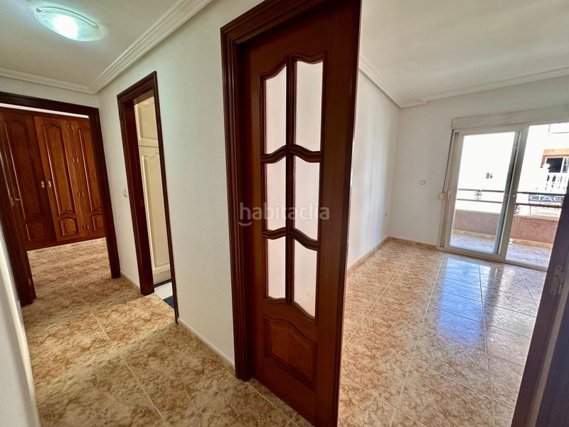 Foto 8d90ff0f-21bc-4f49-a8f4-3b084399f960. Apartament a Puerto Deportivo Torrevieja