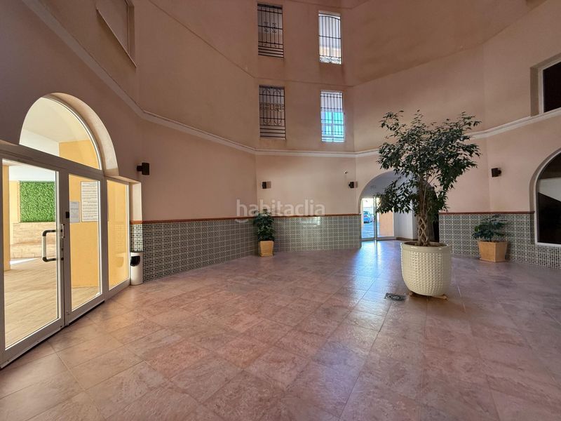 Foto 53dd3ef4-1f9b-48d5-af48-7ade101c781b. Apartament a avenida roentgen 3 a Zona Playa de los Locos Torrevieja