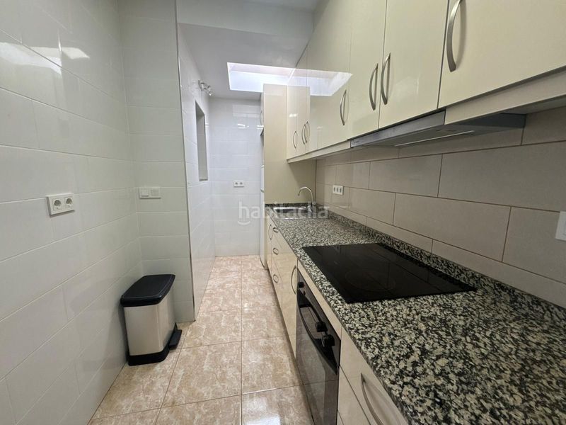 Foto 2a4e60b8-6dcb-4a52-aabe-405f48a6e1f5. Casa amb piscina a Zona Carrefour - Urbanizaciones Torrevieja
