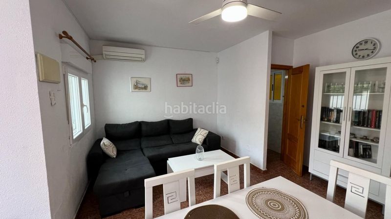 Foto 47b0d098-e9e3-4b23-9ed0-6e71e3b7f35b. Casa amb piscina a Zona Carrefour - Urbanizaciones Torrevieja