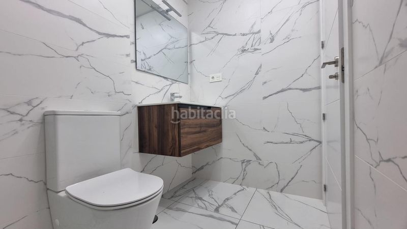 Foto 26dd512f-98ea-4637-a599-01d5d82ecd17. Apartament amb piscina a Las Piscinas Naturales Torrevieja