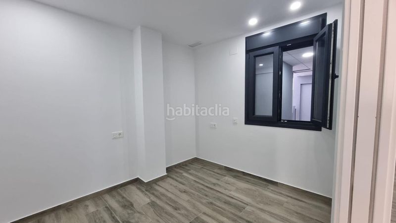 Foto c90da4fe-bdf1-496c-91c6-59002272a4d4. Apartament amb piscina a Las Piscinas Naturales Torrevieja