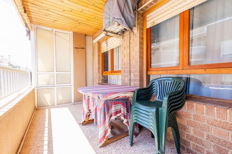 Foto 4bdcf2ce-e8eb-42fa-a7da-8f3b8f3f05ab. Apartament amb aparcament a El Acequión Torrevieja