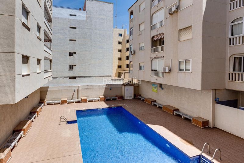 Foto 40b977a6-7513-4175-8fd9-feb898d6ea34. Apartament amb piscina a El Acequión Torrevieja