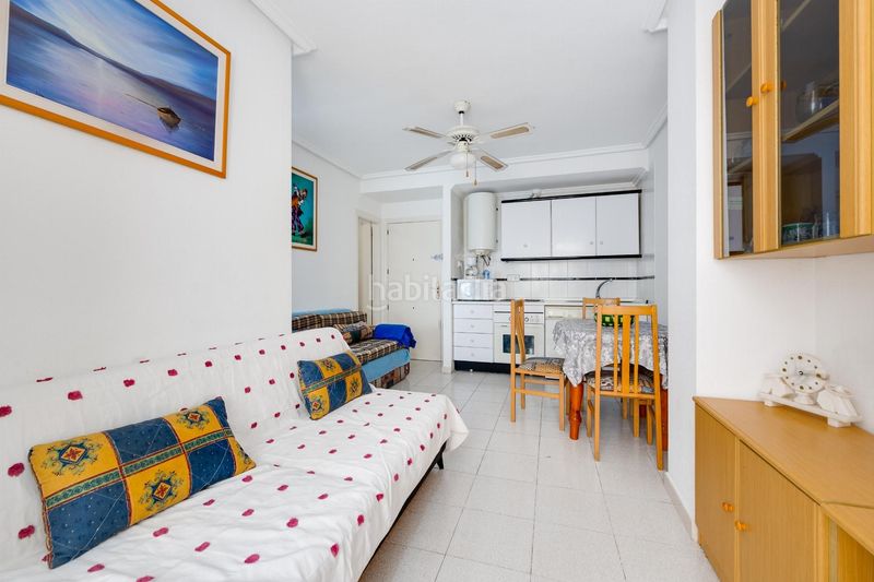 Foto b7d0d4fd-5c69-4791-91e1-fc65b1315f98. Apartament amb piscina a El Acequión Torrevieja