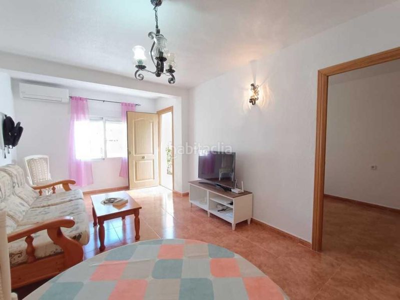 Foto 1aed4223-d7bd-475d-874a-cc3030dd2958. Casa a Torreblanca Torrevieja