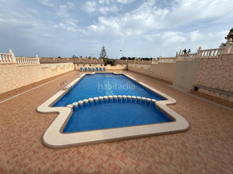 Foto 3e416197-4e18-440a-9ef7-31b01ab511b6. Xalet amb aparcament piscina a Los Balcones-Los Altos Torrevieja