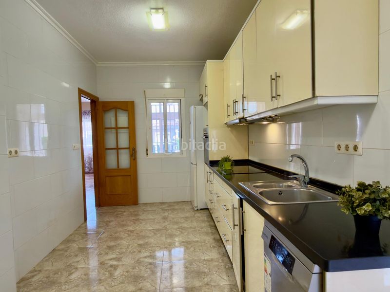 Foto 9c3711a2-658e-40b1-8537-542949c2f1a0. Xalet amb aparcament piscina a Los Balcones-Los Altos Torrevieja