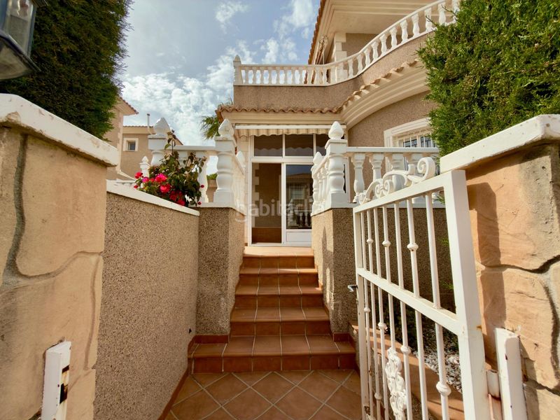 Foto d549a8a1-abb2-48d4-8f63-a05aebaaf561. Xalet amb aparcament piscina a Los Balcones-Los Altos Torrevieja