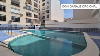 Apartment in Calle los gases 24. Gran apartamento con piscina entre la playa del cura y playa de