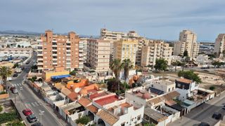 Penthouse  Calle calle emilios 8. Atico  con vistas despejadas  de dos dormitorios y piscina comun