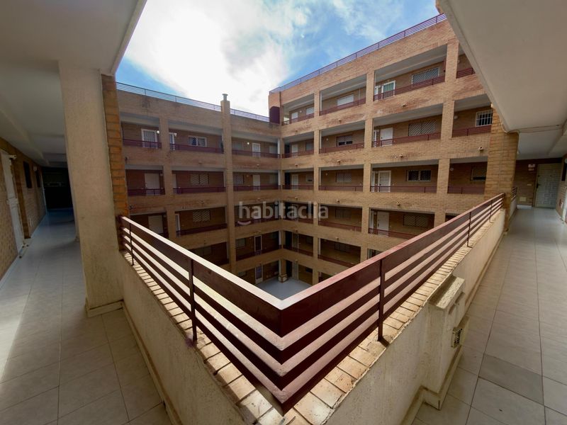 Foto 278b3693-09ca-4d99-864a-a514f60fd2aa. Apartament amb piscina a El Molino Torrevieja
