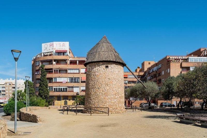 Foto f69a18ad-c69d-496a-a7f4-a14eb69a1851. Apartament amb piscina a El Molino Torrevieja
