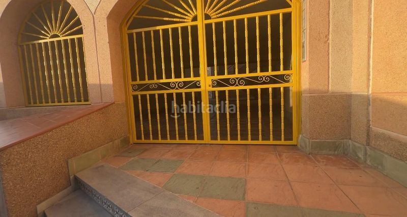 Foto b3643ba6-7e39-46bc-a127-853eeb79efa4. Apartament amb aparcament piscina a La Veleta Torrevieja