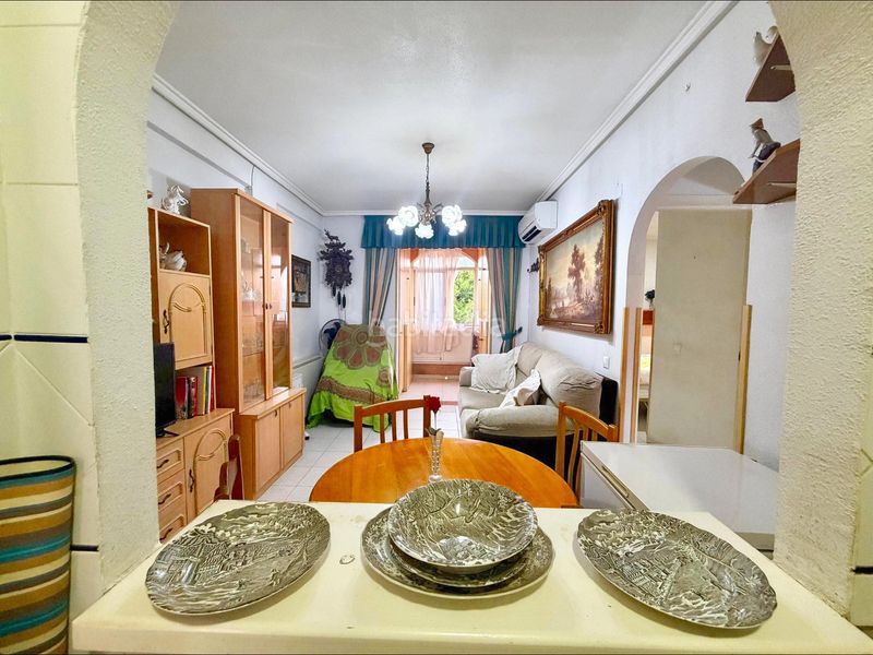 Foto ec99ab1e-1991-482c-a4f3-80600b9ba0ba. Apartament amb aparcament piscina a La Veleta Torrevieja
