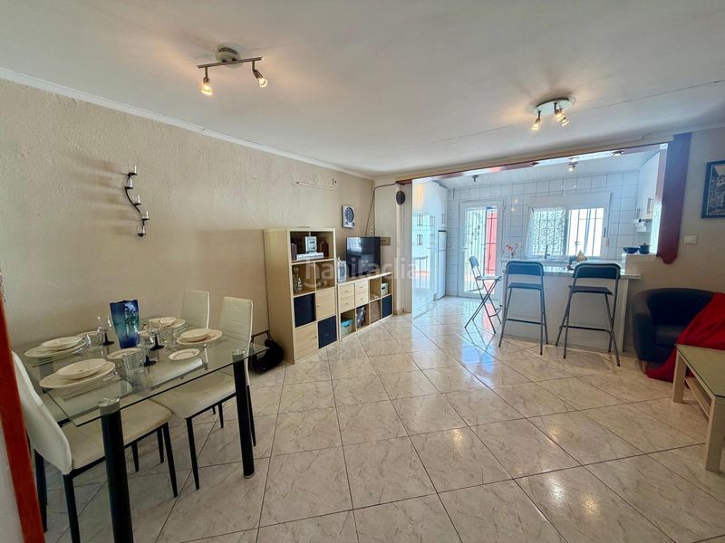Foto a7622cc0-3483-491b-9d53-03c2e15078bb. Chalet in Los Europeos Torrevieja