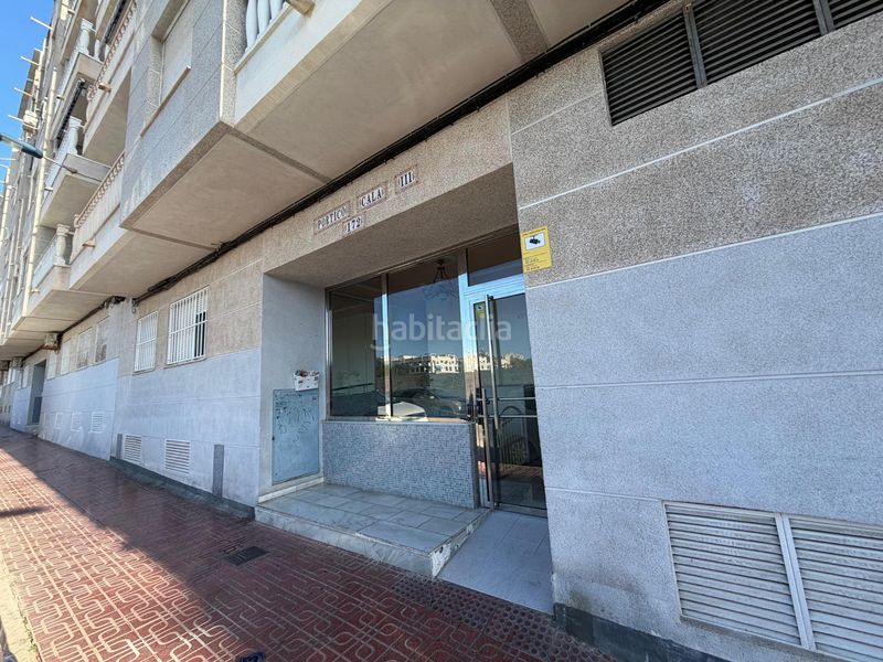 Foto 1378f10c-0e75-4ebf-9e48-31748549d0b3. Apartament amb piscina a Antonio Machado Torrevieja