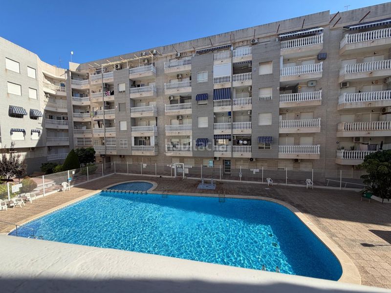 Foto 34838246-06d5-44da-adf3-b170ad0fa86f. Apartament amb piscina a Antonio Machado Torrevieja