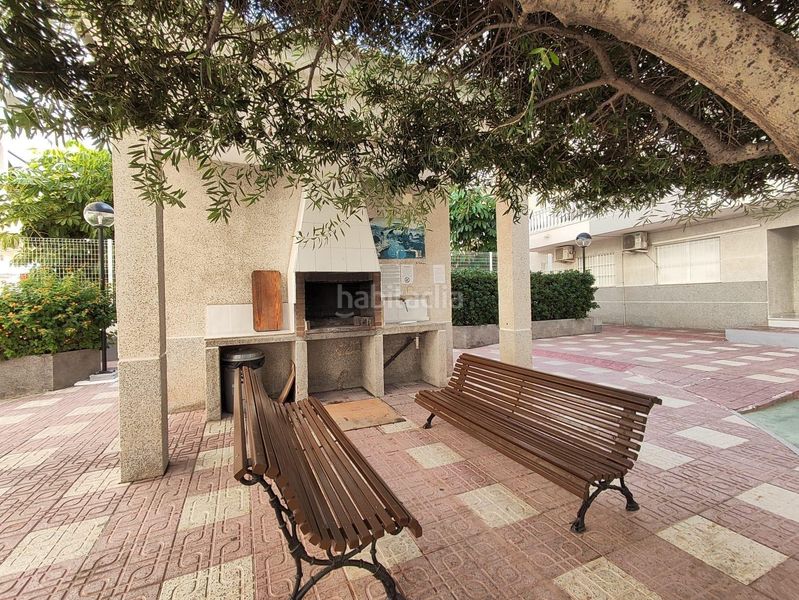 Foto c570a51f-cc7a-4f8b-8d6b-ecd6e4c4247b. Apartament amb piscina a Antonio Machado Torrevieja