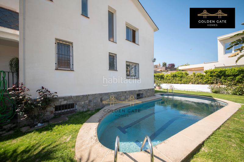 Foto e8d10f5e-7e1b-4c2a-a52e-de48872d2695. Xalet amb xemeneia calefacció aparcament piscina a Masnou (El)