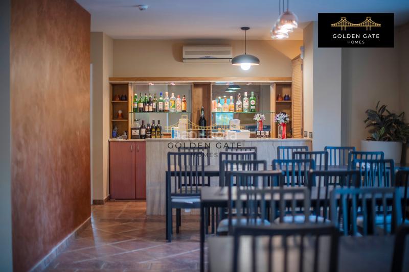 Foto 388ce6db-af8a-49cc-9a85-0f02636144a9. Edificio con piscina in Alella