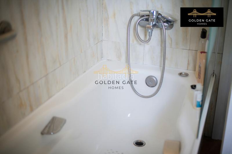 Foto 6a3962eb-59fd-4bc5-a63b-931bf96891eb. Edificio con piscina in Alella