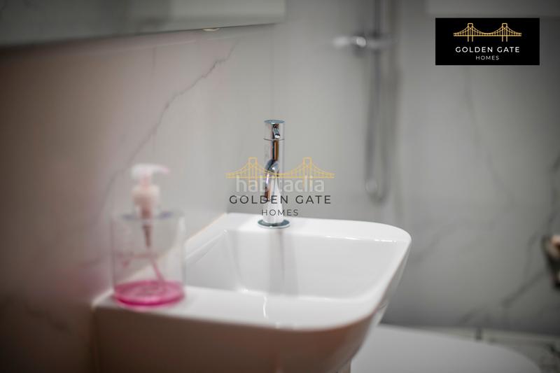 Foto 44dd9e04-9574-4d85-9cb9-21fe59c44438. Flat with heating in Llefià Badalona