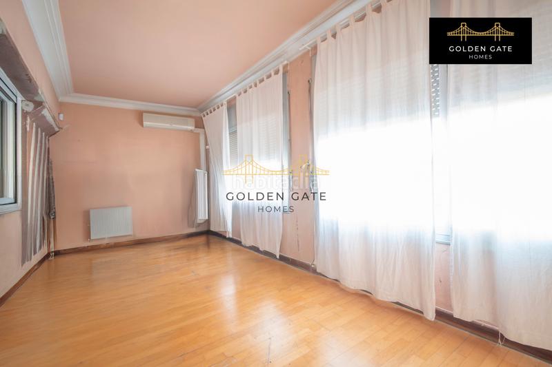 Foto 63bbfcfb-f475-4b01-bb12-90ec0c759b43. Flat with heating in Llefià Badalona