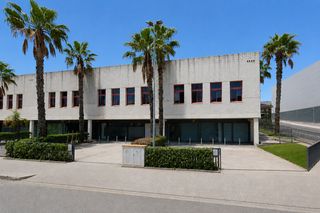 Lloguer Nau industrial a Montigalà. Nave corporativa en alquiler - oportunidad inmediata