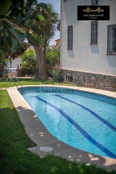 Foto 9f272f06-a954-4482-be5c-19938ea3b1db. Casa amb xemeneia calefacció aparcament piscina a Masnou (El)