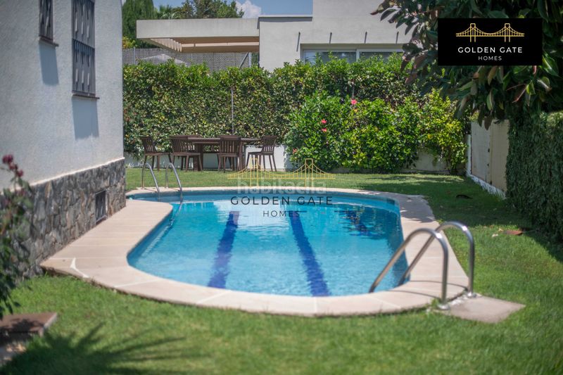 Foto effecc25-35ac-445d-a04c-a37899fc0464. Casa amb xemeneia calefacció aparcament piscina a Masnou (El)