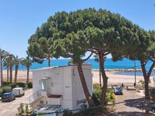 Apartment in Avinguda riera d'alforja 7. Apartamento con piscina y pk